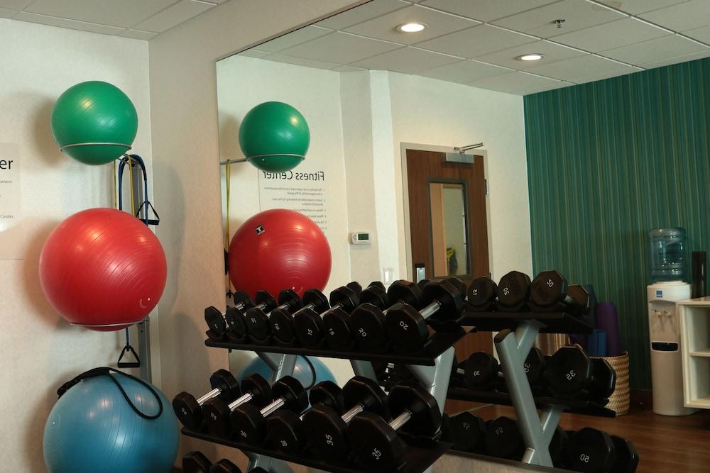 Holiday Inn Express & Suites Columbia-I-26 @ Harbison Blvd By Ihg ภายนอก รูปภาพ