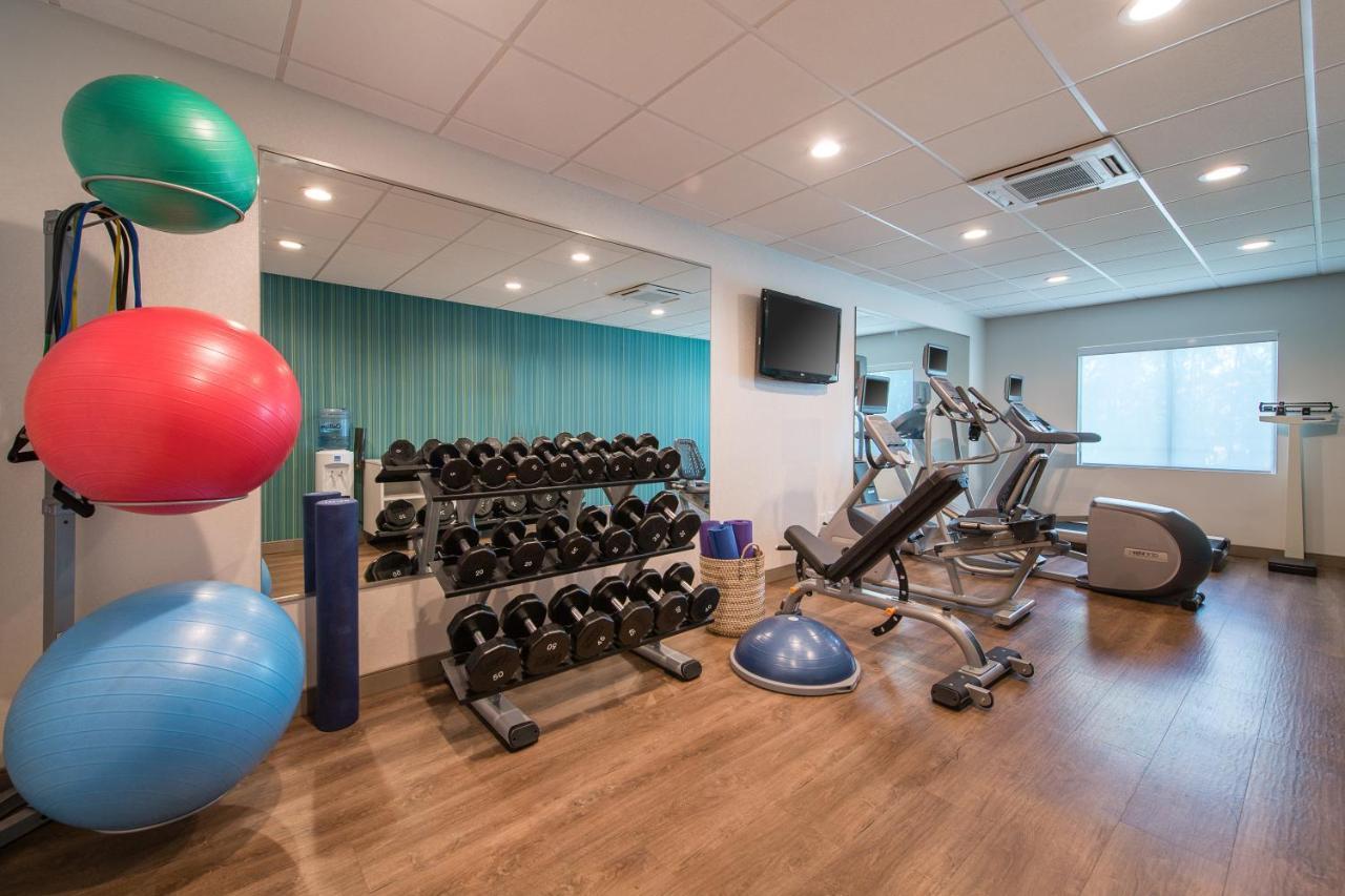 Holiday Inn Express & Suites Columbia-I-26 @ Harbison Blvd By Ihg ภายนอก รูปภาพ