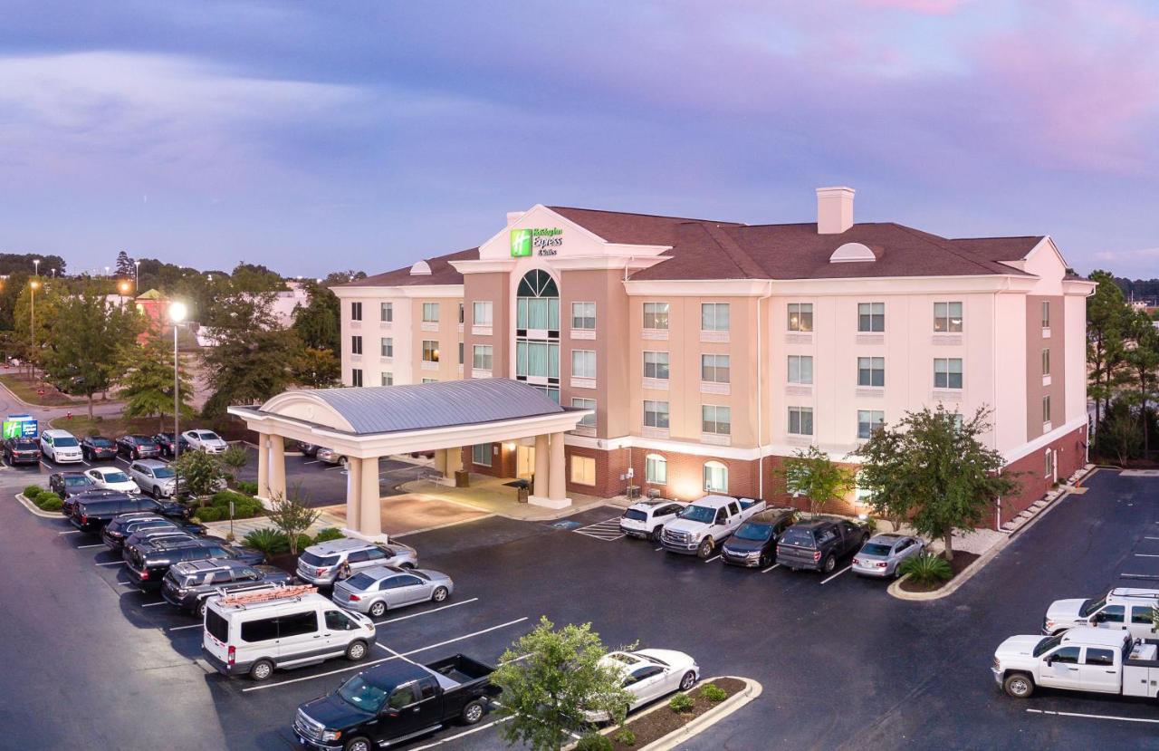 Holiday Inn Express & Suites Columbia-I-26 @ Harbison Blvd By Ihg ภายนอก รูปภาพ