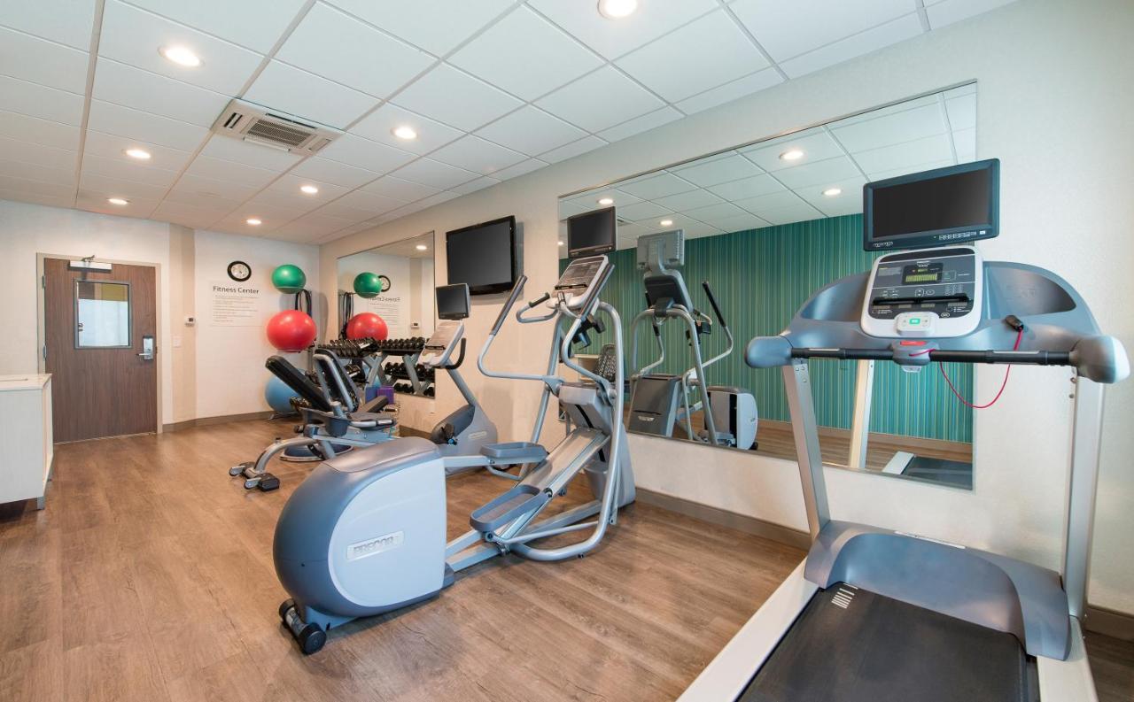 Holiday Inn Express & Suites Columbia-I-26 @ Harbison Blvd By Ihg ภายนอก รูปภาพ